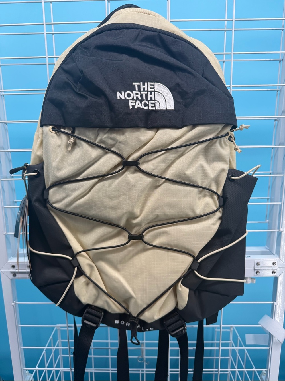 NWT North Face Borealis backpack 28 L - Gravel/TNF Black